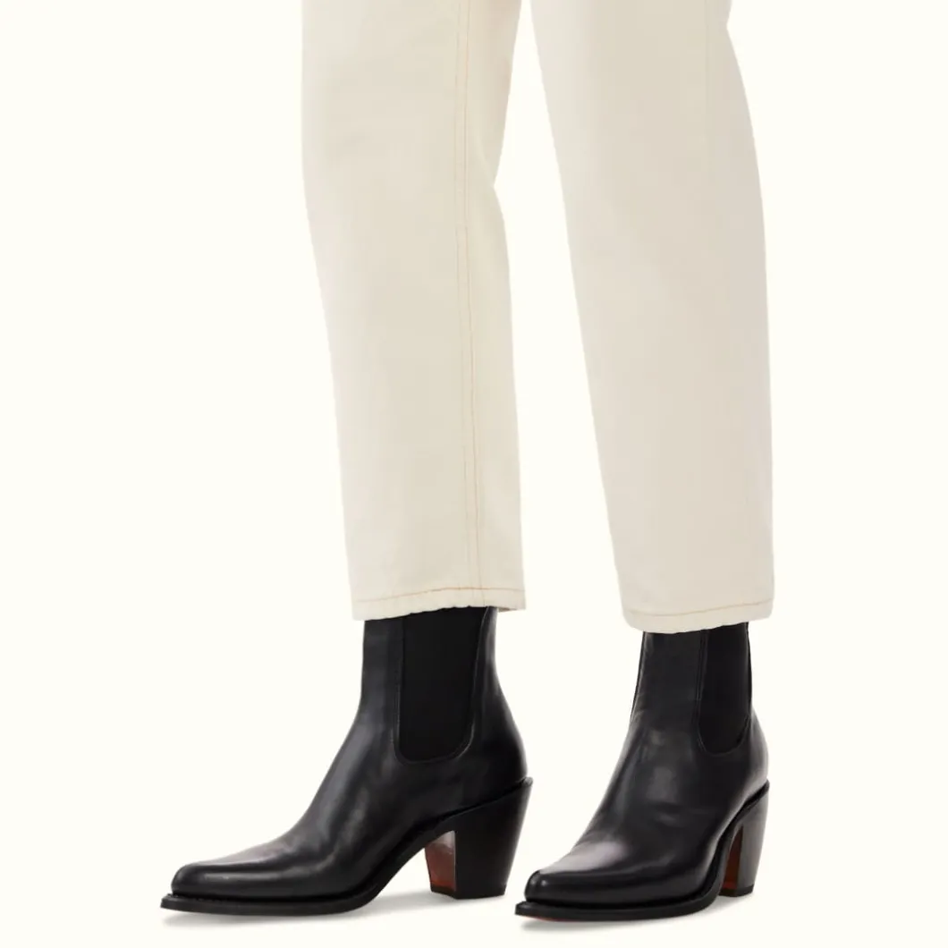 R.M. Williams Maya Boot Ebony Hot