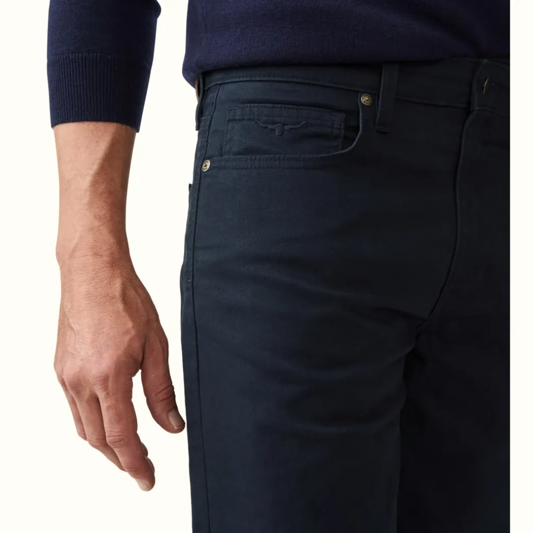 R.M. Williams Nicholson Short Navy Best
