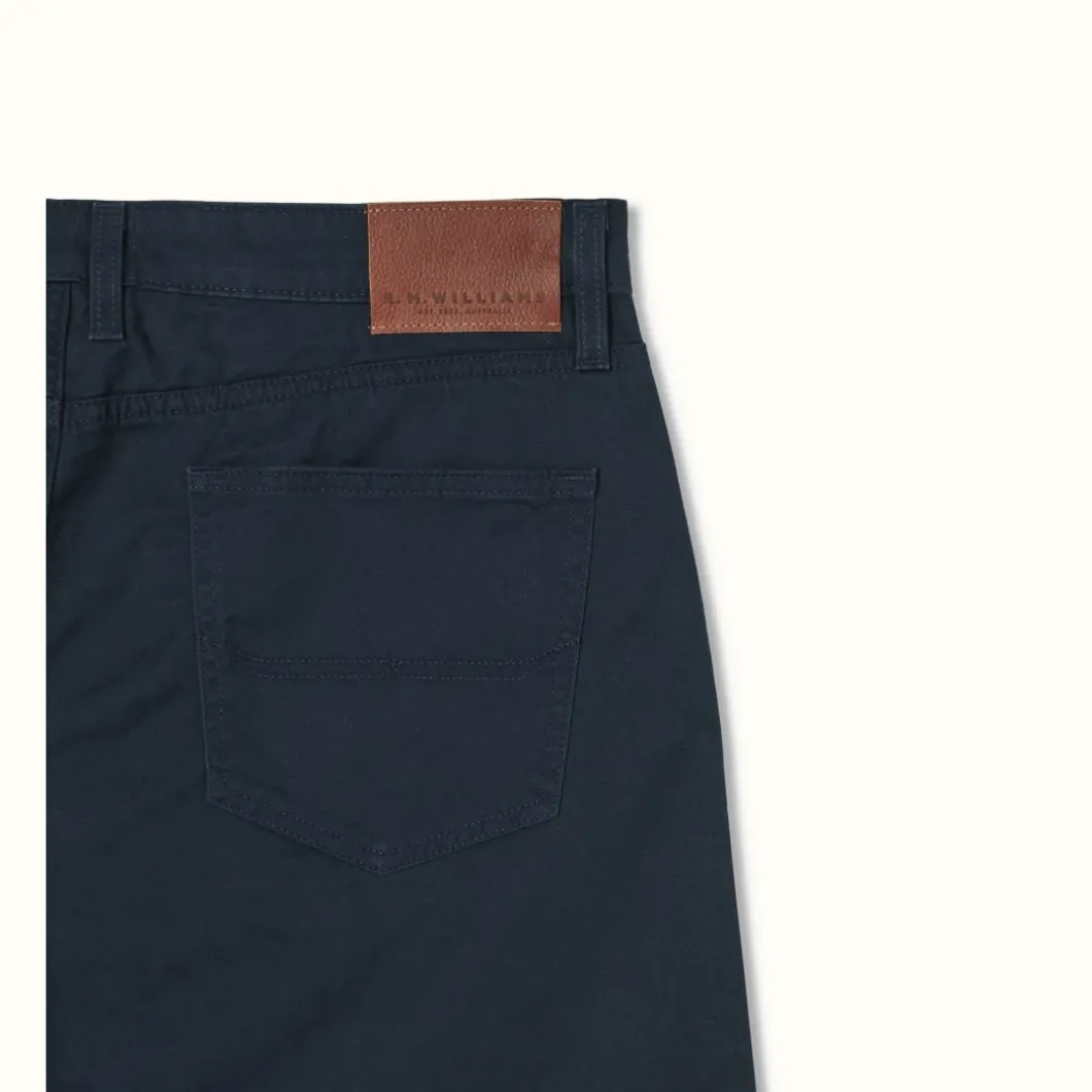 R.M. Williams Nicholson Short Navy Best