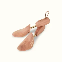 R.M. Williams Red Cedar Boot Tree Natural Store