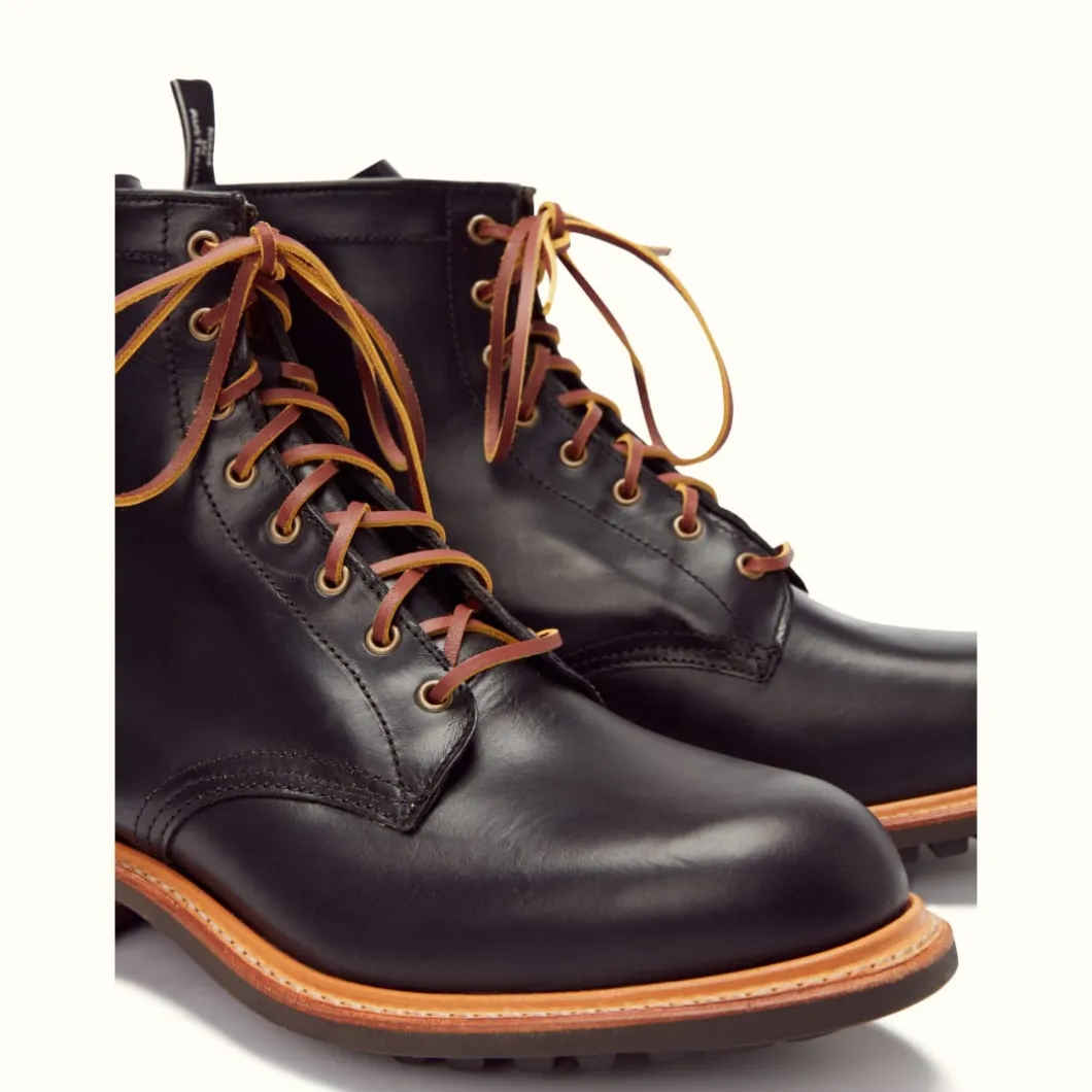 R.M. Williams Rigger Commando Boot Black Hot