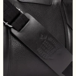 R.M. Williams R.M.Williams Overnight Bag Black Discount